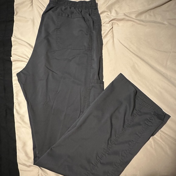 Cherokee scrub set - Picture 3 of 3